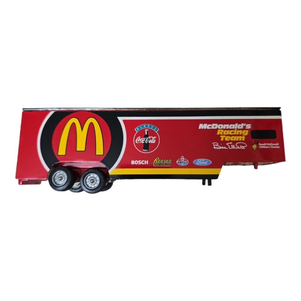 Die cast McDonald's racing team semi - Picture 7 of 11